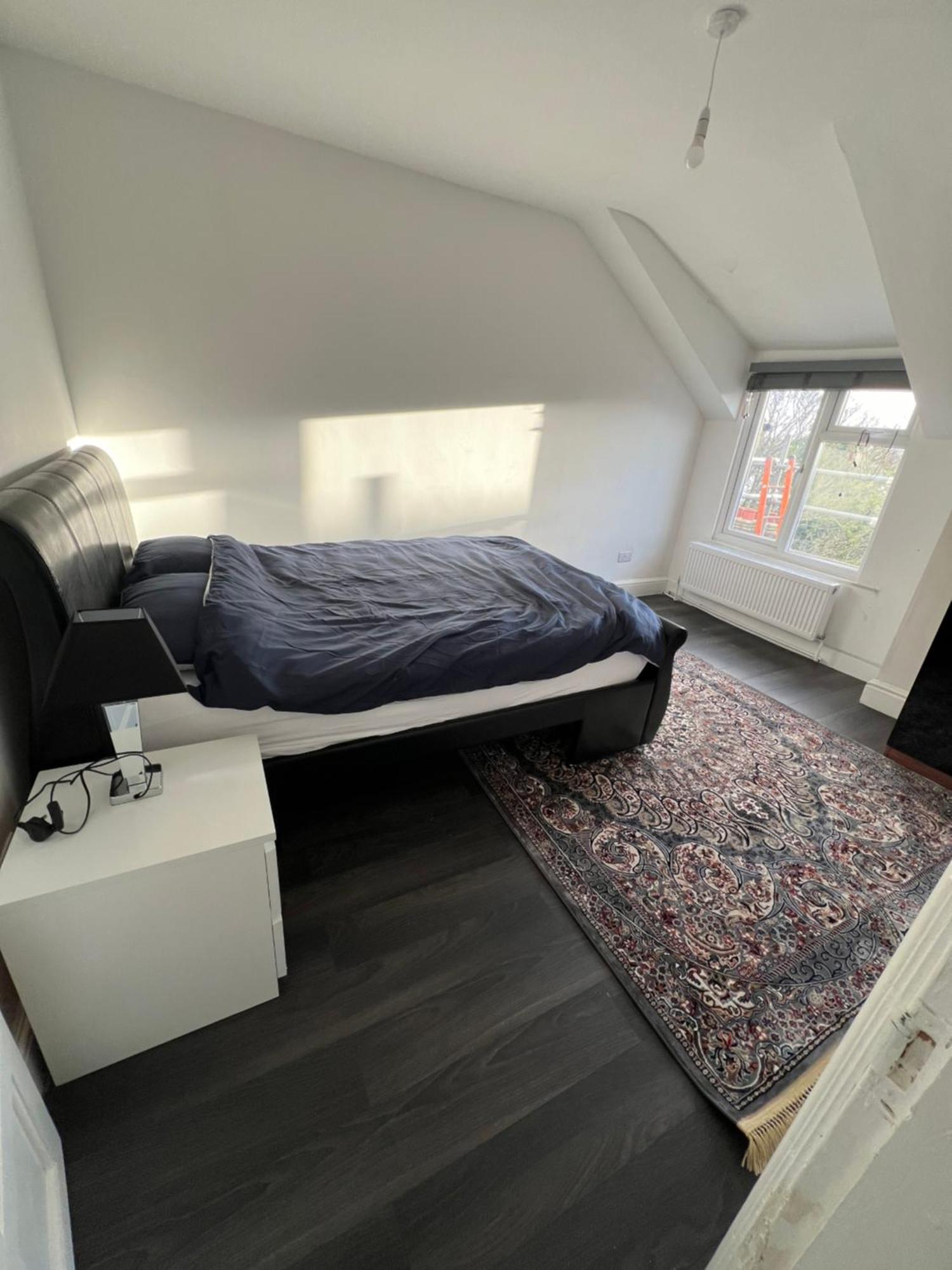 Silk Apartment